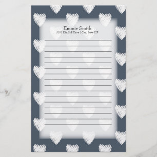 Persoonlijke witte harten op marineblauw briefpapier