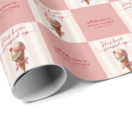 Persoonlijke Ze Is Opgeschept Bruidsdouche Cadeaupapier (Rol Hoek)