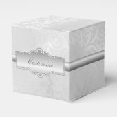 Persoonlijke Zilver-Witte Damast Kubus Favor Doos Bedankdoosjes (Voorkant Zijde)