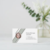 Persverslag en krant visitekaartje (Staand voorkant)