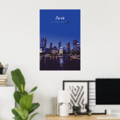 Perth, Australië - Stadsgezicht bij Nacht Poster (Thuiskantoor)