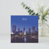 Perth, Australië - Stadsprofiel 's Nachts Kaart (Staand voorkant)