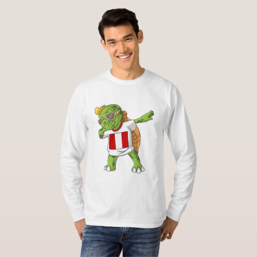 Peru Dabbing Turtle T-shirt (Voorkant volledig)