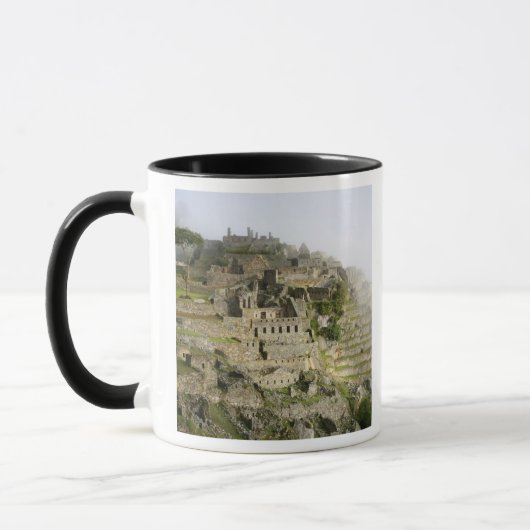 Peru, Machu Picchu. De oude citadel van Machu Mok (Links)