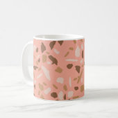 Perzik Beige Bruin Terrazzo Marmer Patroon Koffiemok (Voorkant links)