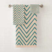 Perzik Blauw Chevron Streep Patroon Bad Handdoek (Insitu)
