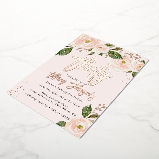  Perzik Bloemen Roos Goud 30e Verjaardag Folie Uitnodiging (Gedraaid)