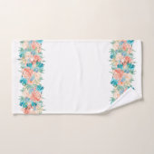 Perzik en Aqua Waterverf Bloemen op Wit Bad Handdoek (Handdoek)
