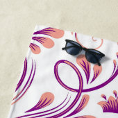 Perzik en Paarse Damask Floral Pattern Elegant Strandlaken (In situ)