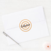 Perzik en witte cirkels Donkere bruine naam Ronde Sticker (Envelop)
