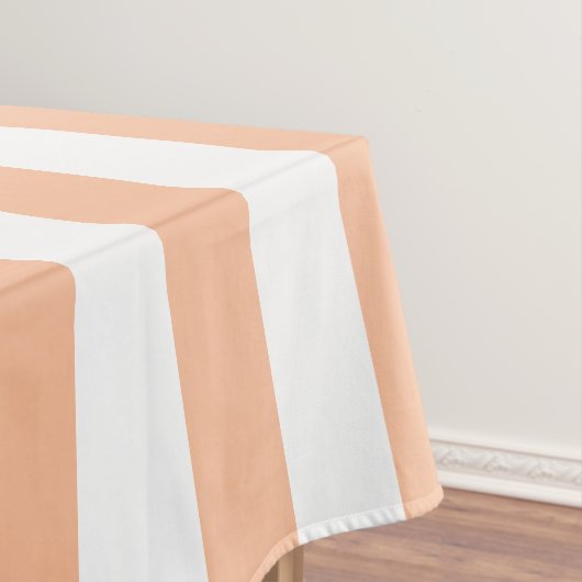 Perzik fuzz en wit breed gestreept tafelkleed (Voorbeeld)