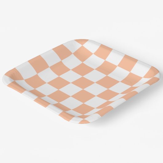 Perzik Fuzz geruit Gingham patroon Papieren Bordje (Gebogen)
