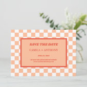 Perzik Fuzz Rood Geruit Gingham Patroon Save The Date (Staand voorkant)