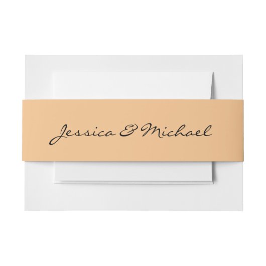 Perzik gekleurde moderne script bruiloft namen uitnodigingen wikkel (Voorkant Voorbeeld)