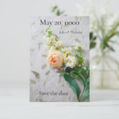 Perzik-kleurig rozenboeket save the date (Staand voorkant)