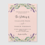 Perzik lavendel violette bloemen luxe bruiloft magnetische uitnodiging (Voorkant)