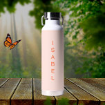 Perzik naam meisje modern eenvoudig waterfles<br><div class="desc">Zachte perzikkleurige achtergrond. Personaliseer en voeg jouw namen toe. Perzikkleurige letters.</div>