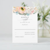 Perzik Roze en Wit Bloemen Bruiloft RSVP Kaartje (Staand voorkant)