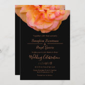 Perzik roze geel rose ontwerp op zwarte bruiloft kaart (Voorkant / Achterkant)