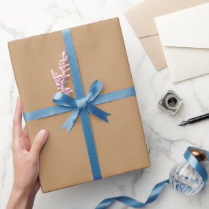 Perzik Tan Kleurblok Zachte Trouwontwerp Cadeaupapier