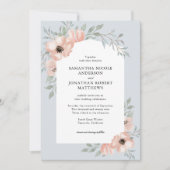 Perzik Waterverf Bloemen Stoffig Blauw Bruiloft Kaart (Voorkant)