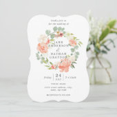 Perzik Waterverf Bloemenkrans bruiloft uitnodiging (Staand voorkant)