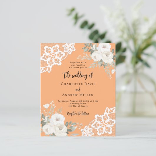 Perzik witte kant bruiloft uitnodiging (Staand voorkant)