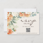 Perzik Witte Waterverf Bloemen Eucalyptus QR Code RSVP Kaartje (Voorkant)