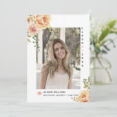 Perzikbloemen Klasse van 2025 afstuderen foto Aankondiging (Staand voorkant)