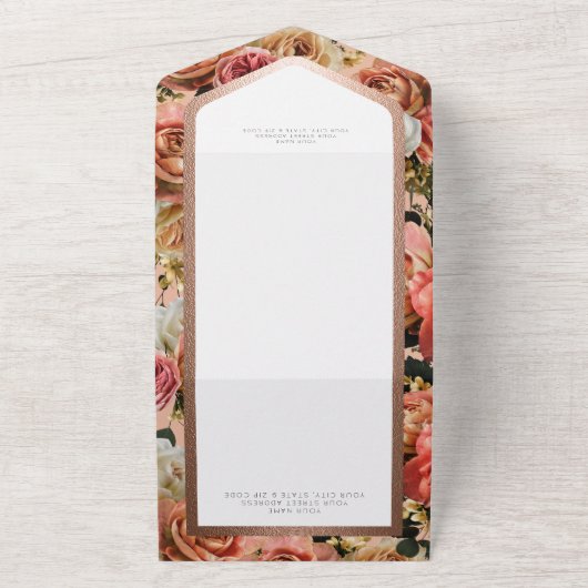 Perzikblush en roze Rustige Rozen QR-code All In One Uitnodiging (Buitenkant)