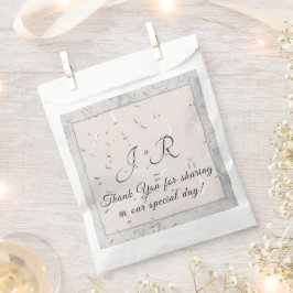 Perzikkleurig en grijs marmer-monogramme bedankzakje