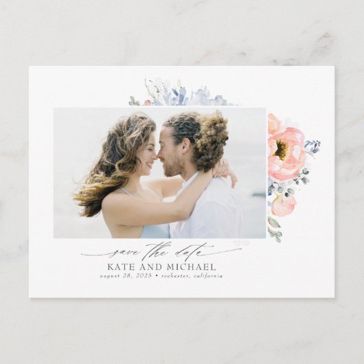 Perzikkleurige bloemen Dusty Blue Save the Date Fo Aankondigingskaart (Voorkant)