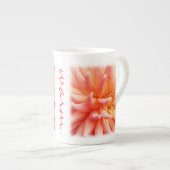 Perzikkleurige Dahlia Porselein Kop (Voorkant rechts)