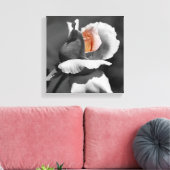 Perzikkleurige zwarte en witte partiële kleur canvas afdruk (Insitu (Woonkamer))