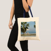 Perzikmanbas en -stoelen, palmbomen, oceanen tote bag (Voorkant (product))