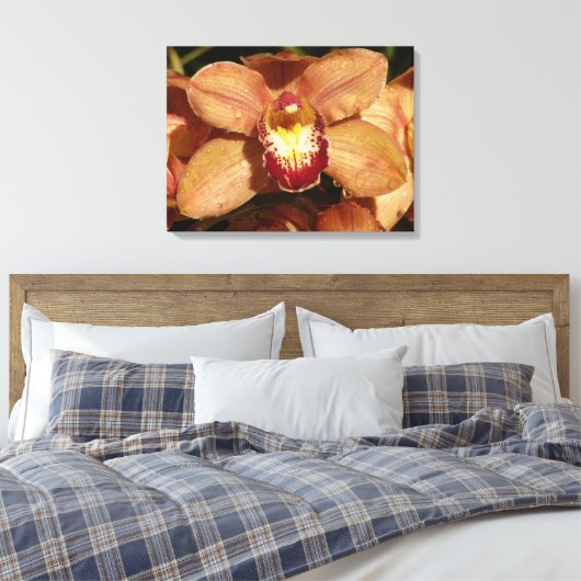 Perzikorchideeën met regendruppels canvas afdruk (Insitu (Slaapkamer))
