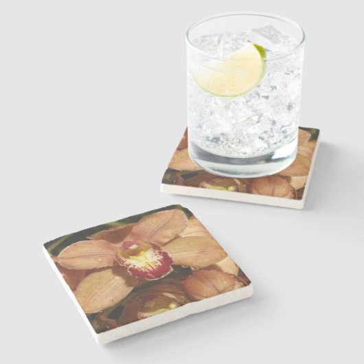 Perzikorchideeën met regendruppels stenen onderzetter (Zijkant)