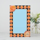 PerzikRozen met blauw op zwarte achtergrond Briefpapier (Staand voorkant)