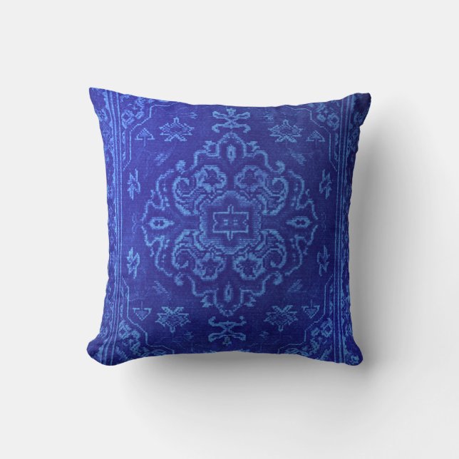 Perzisch tapijt kijkt blauw uit kussen (Voorkant)