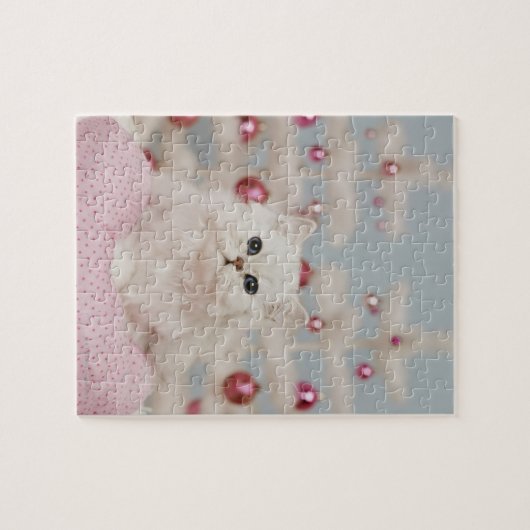 Perzische kat op roze kussen legpuzzel (Horizontaal)