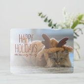 Perzische katten op tapijt bij rendierkostuum feestdagenkaart (Staand voorkant)