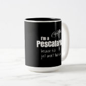 Pescatarian omdat vis niet schattig is tweekleurige koffiemok (Voorkant rechts)