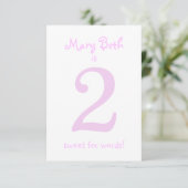 Pesonalized Funny Second Birthday Girl Party Kaart (Staand voorkant)