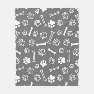 Pet - Cat or Dog Paw Footprint and Bone Pattern Fleece Deken