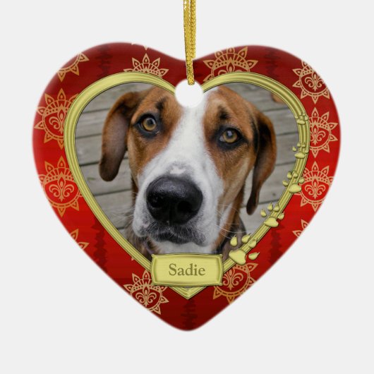 Pet Dog Memorial Foto Kerst Rood Goud Hart Keramisch Ornament (Voorkant)