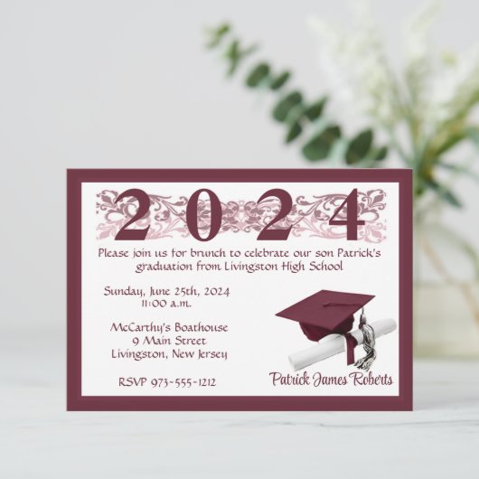 Pet en diplomatie, Afstuderen van White & Maroon Kaart (Staand voorkant)