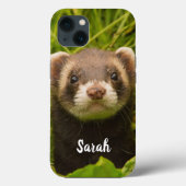 Pet Ferret in de gras Case-Mate iPhone Case (Achterkant)