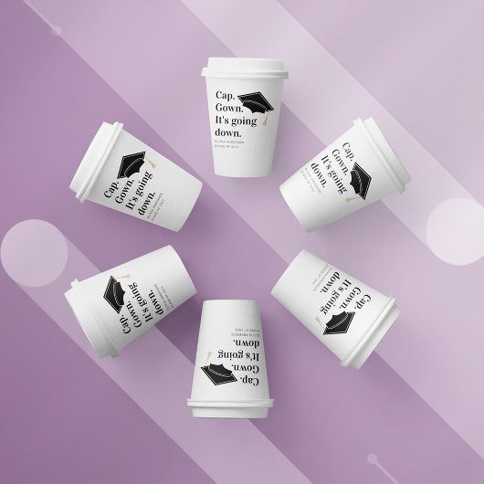 Pet gaat naar beneden. papieren bekers