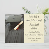 Pet, jurk, diploma afstudeerfeest uitnodigingen (Staand voorkant)