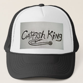 Pet met de CATFISH KING vooraan.